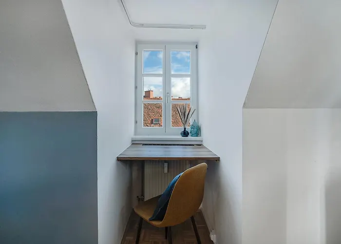 Cozy And Calm - Historic Center With Elevator & Free Parking By Hero Homes Γκρατς