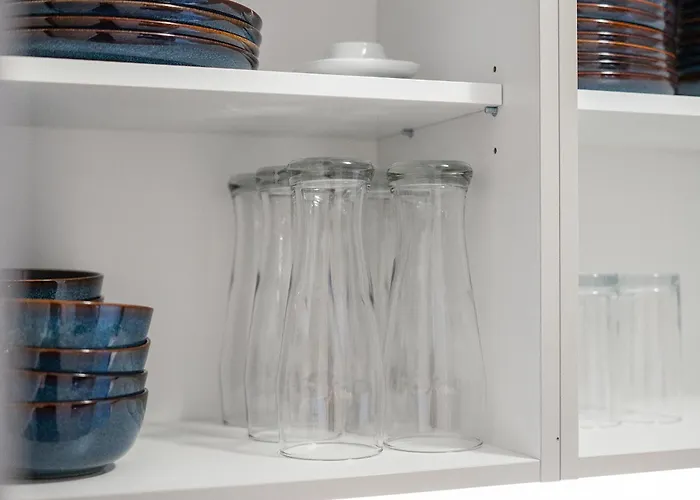 Cozy And Calm - Historic City Center With Elevator & Free Parking By Hero Homes Lejlighed