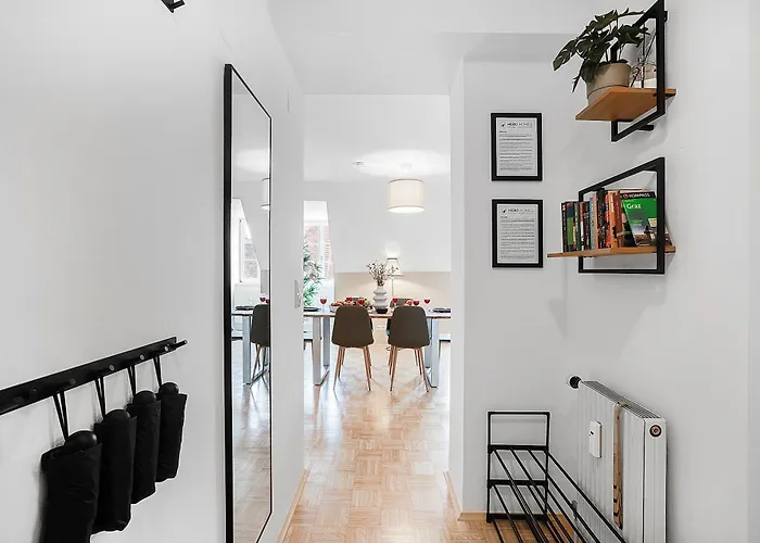 Cozy And Calm - Historic City Center With Elevator & Free Parking By Hero Homes Lejlighed *